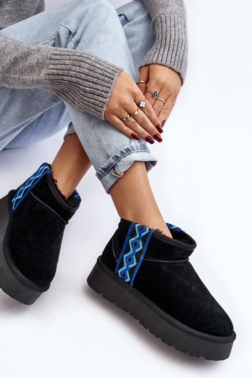 Dámske semišové snehové topánky na silnom jedinom čiernom vebissat