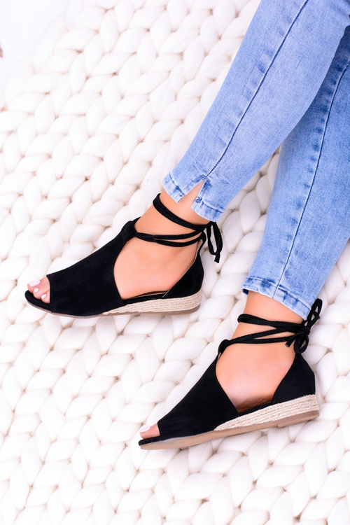 Černé semišové sandály na lehkém klínu Espanoso