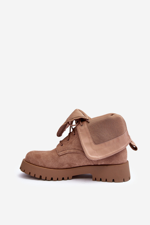 Semišoví pracovníci s plochými podpätkami béžou yence