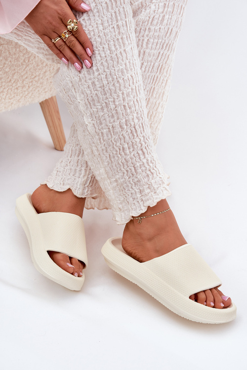 Dámské Lehké Pěnové Pantofle Na Silné Podešvi Ecru Querceria