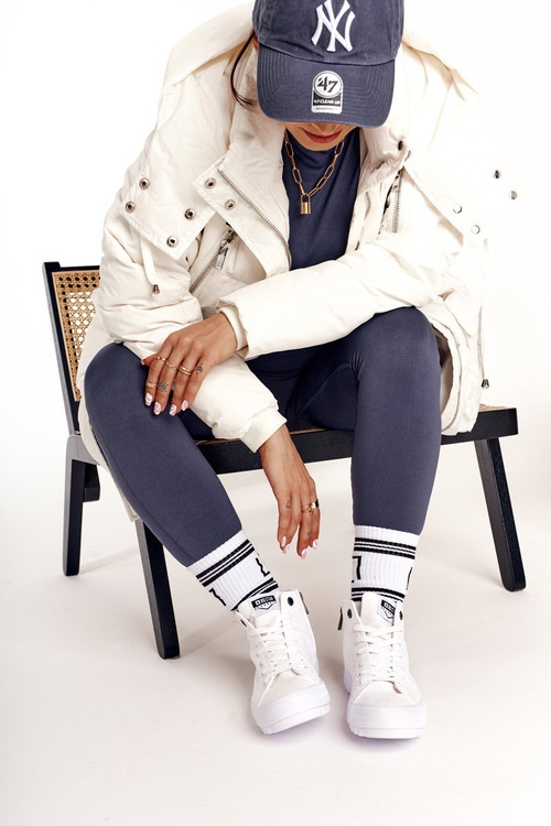 Dámské Vysoké Tenisky Na Velké Podrážce BIG STAR FF274241 Bile