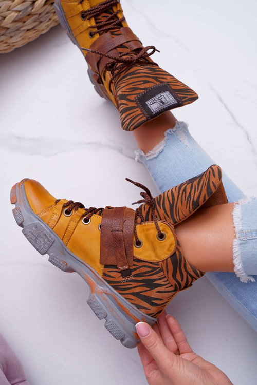 Dámske kožené topánky Maciejka Yellow 04218