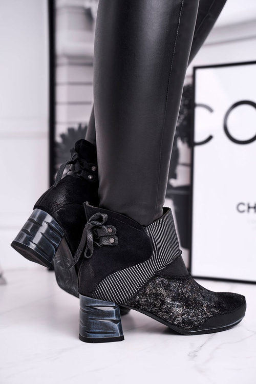 Dámske kožené topánky Navy modré Maciejka 03790-20