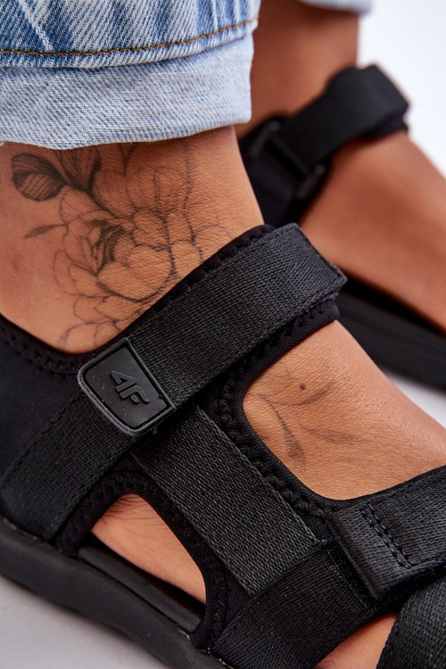 Dámské sportovní sandály 4F 4FSS23FSANF014-20S Černé