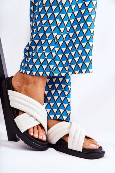 Klasické dámské kožené pantofle bílé Daron