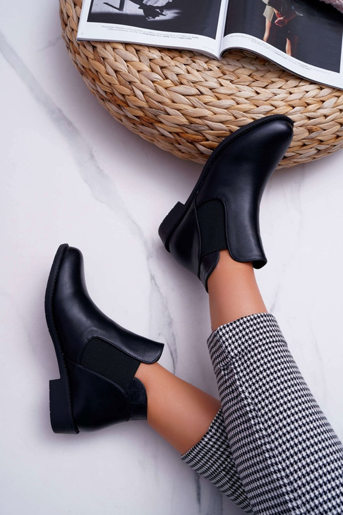 Černé nízké boty Estacanto