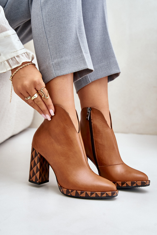 Kožené Kotníkové Boty Na Podpatku Hnědé Laura Messi 2836