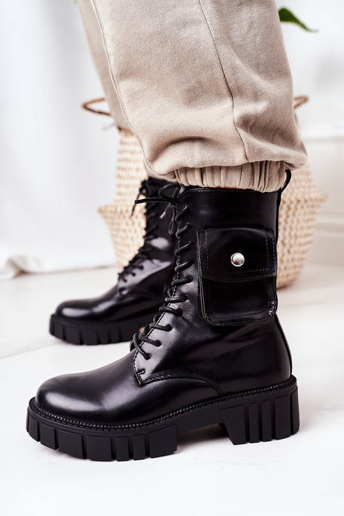 Izolovaný pracovníci s čiernym úžasným vreckom