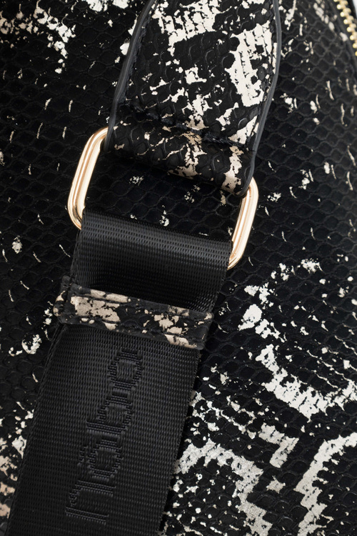 Klasická hadovská kabelka Nobo N1340-CM23 čierna a zlatá vzor