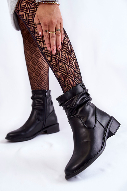 Dámské mačkané kozačky na plochém podpatku Černé Sersa