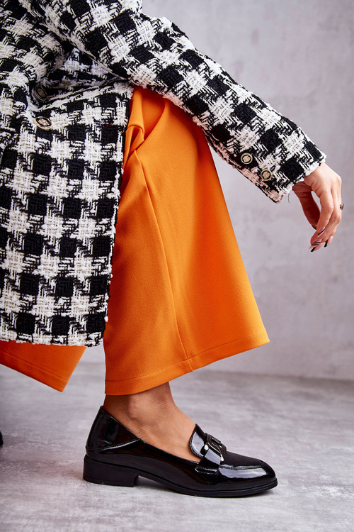 Módne lakované topánky Loafer Black Trine