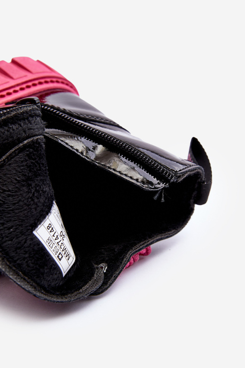 Izolované lakované baby topánky veľká hviezda MM374148 čierna a ružová