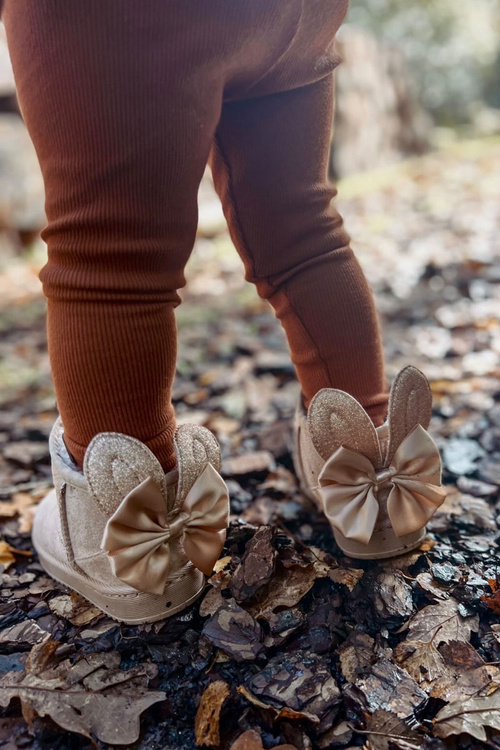 Dievčenské izolované snehové topánky s luky béžová meriva