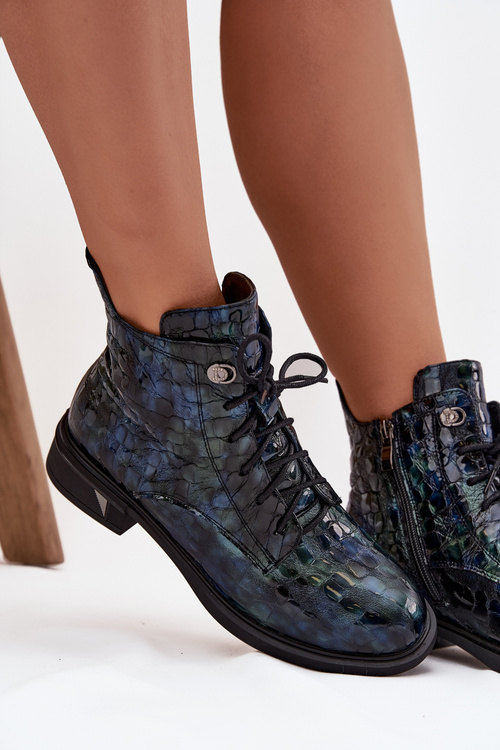 Lakované dámske členkové topánky z pravej kože D&A LZ52-962 námornícka modrá