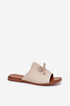 Dámske sandále na plochom podpätku s ozdobným viazaním béžové Norela