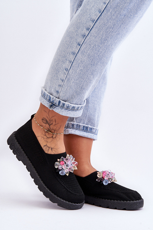 Dámske posuvné tenisky s čiernymi jednoduchými kameňmi