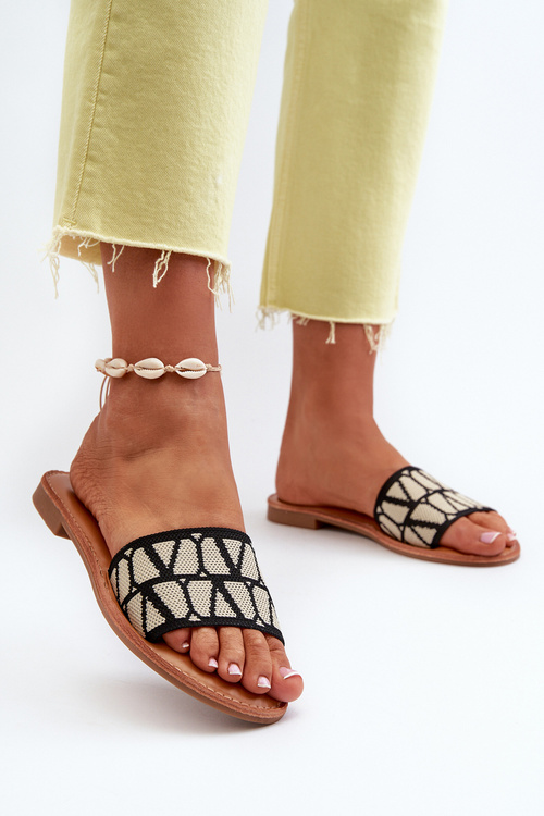 Dámské černé sandály na ploché podrážce Traivea