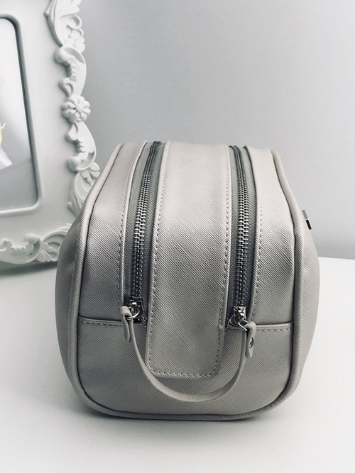 Nobo béžový kozmetičko