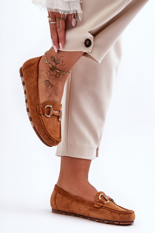 Dámske semišové mokasíny s dekoráciou hnedá Dionira