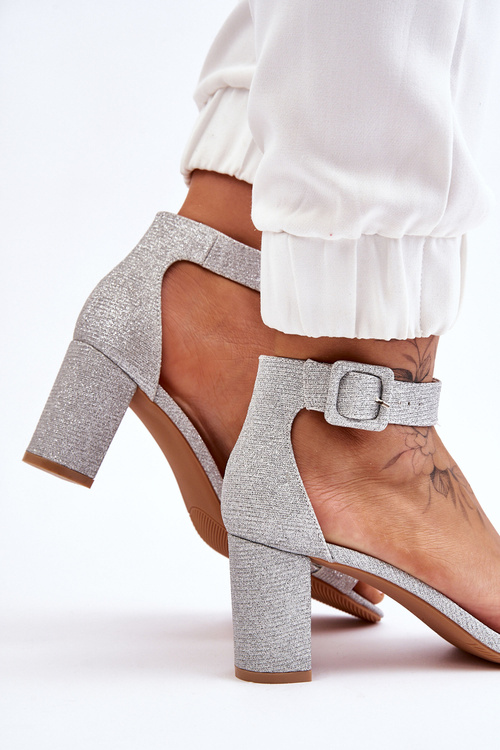 Lesklé sandály na podpatku stříbrné Maxim