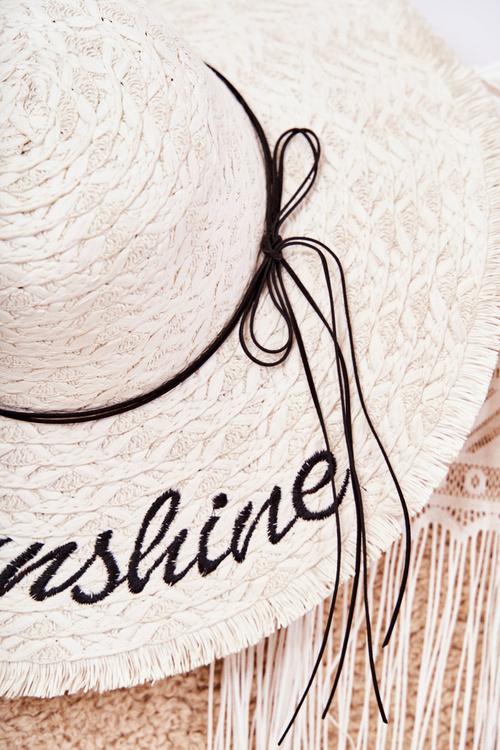 Ženský slamený klobúk biely ahoj slnečný svit