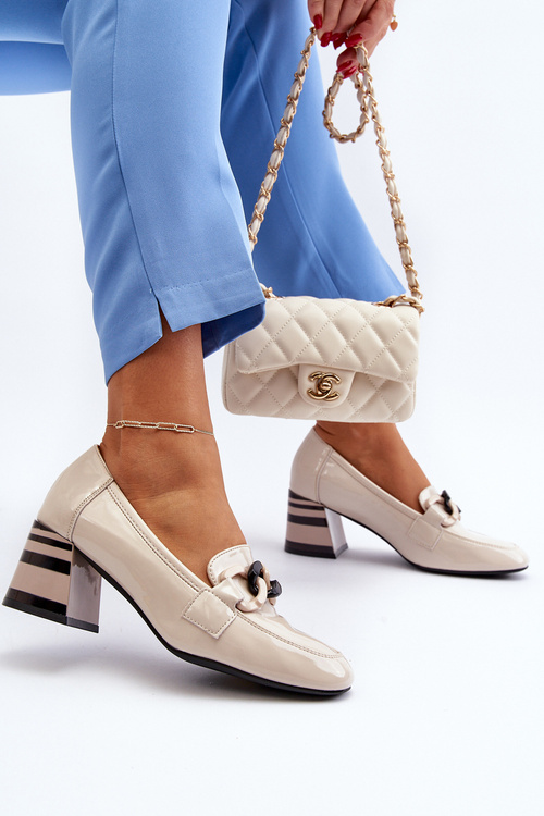 Lakované lodičky s řetězem béžové Paliotte