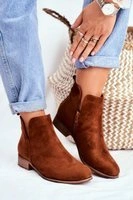 Odstíny hnědé a béžové