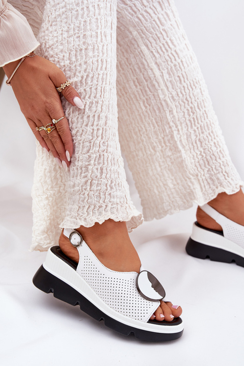 Kožené Dámské Sandály Na Klínu S Ozdobou S.Barski LR51-788 Bílé