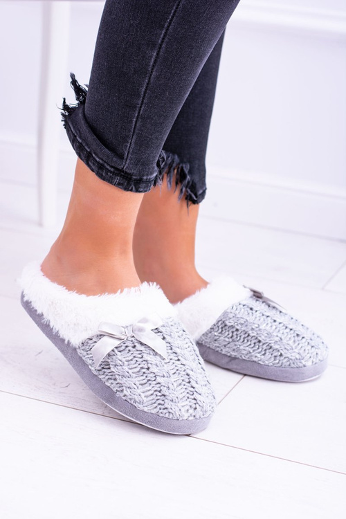 Šedá dámska vrcholy Domáce flip -flops s kožušinou dezy