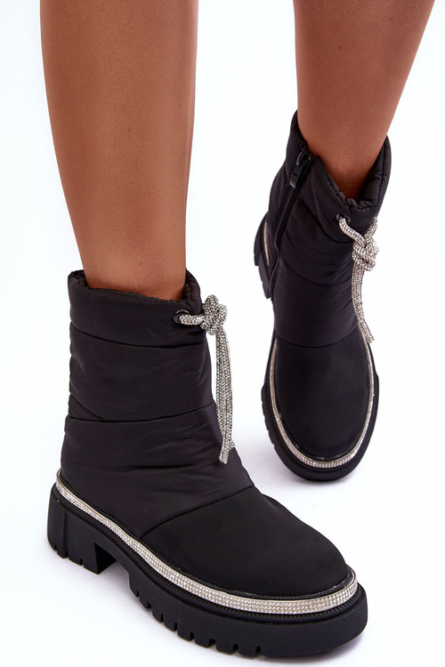 Zdobené sněhule na plochém podpatku černé Plotia