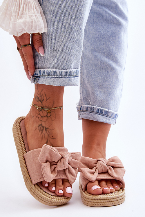 Dámske semišové flip -flops s ružovými plotmi