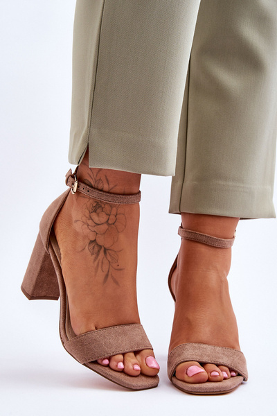 Dámske klasické semišové sandále Brown Passo