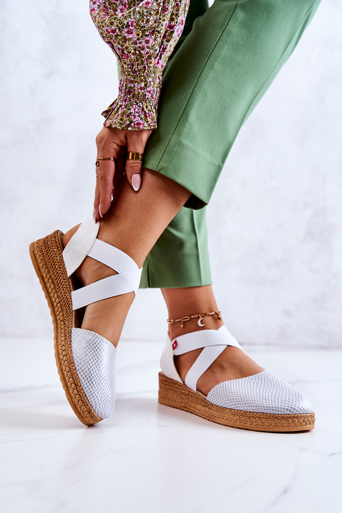 Módne ženské espadrilles veľká hviezda jj276036 biela