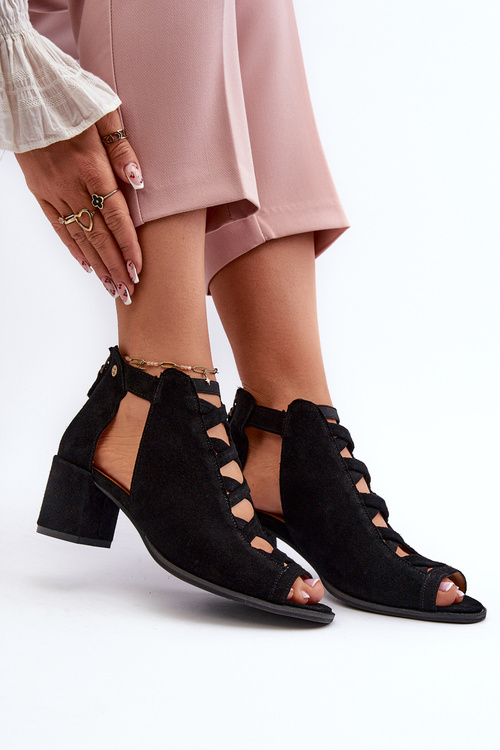 Dámské semišové sandály na podpatku Maciejka 06456-01 černé