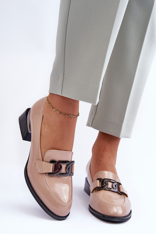 Lakované polobotky mokasíny na podpatku bežové Sakina