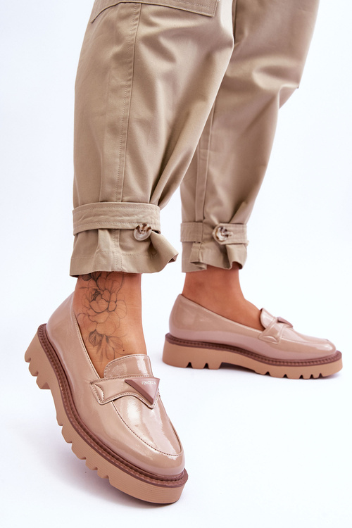 Lakované dámské mokasíny na platformě s zdobením béžove Jonett