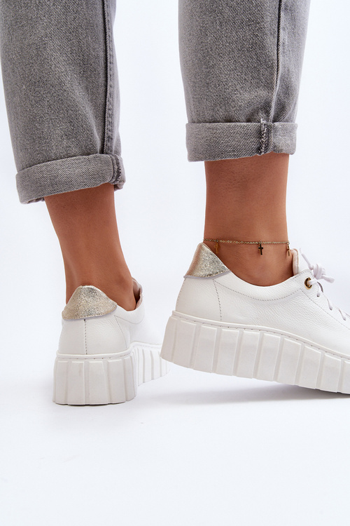 Dámska kožená poltopánka na hrubom podrážku Zazoo 2919 Biela