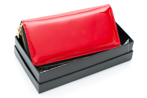 Duży Damski Czerwony Lakierowany Portfel Nobo