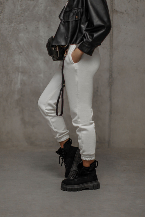 Izolované topánky čierne demaris