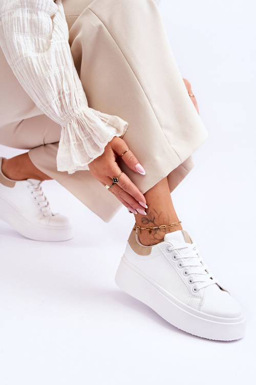 Športové topánky na masívnej bielej a béžovej platforme Boneti