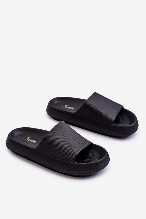 Módne penové flops na masívnej platforme Czarne Linnea