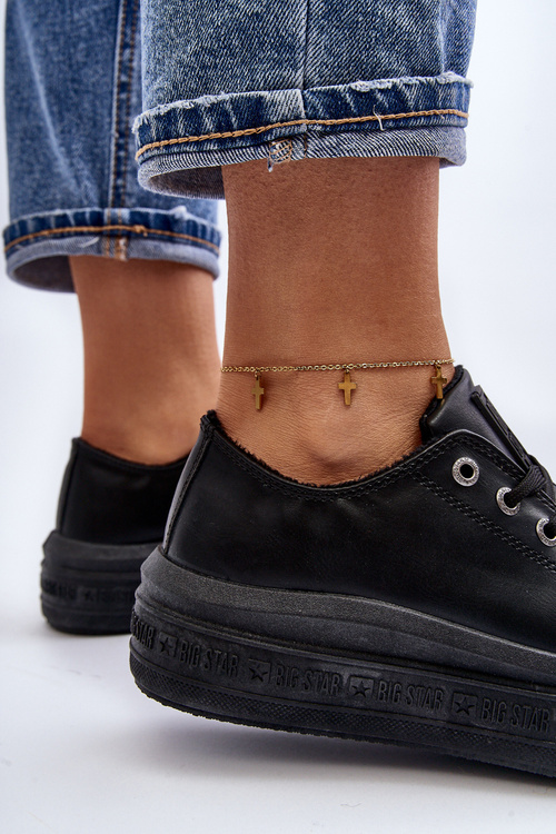 Nízka dámska izolovaná čierna hviezda MM274031