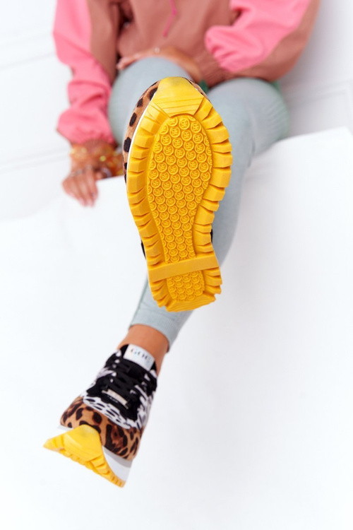 Semišové Sportovní Obuv Na Platformě GOE HH2N4003 Hnědé