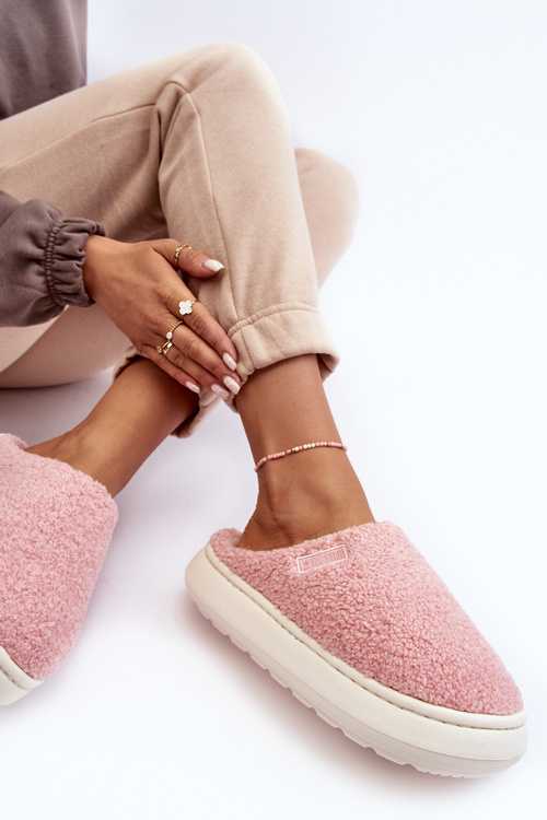 Izolované papuče na hrubej podrážke ružovej veľkej hviezdy MM274131