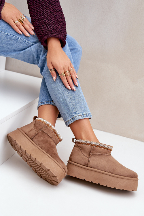 Sněhule na platformě s ozdobným vyšíváním světlobéžové Heslania