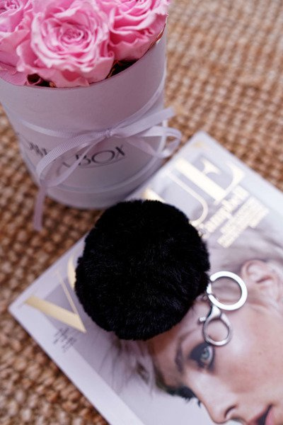 Přívěsek na klíče černý koule