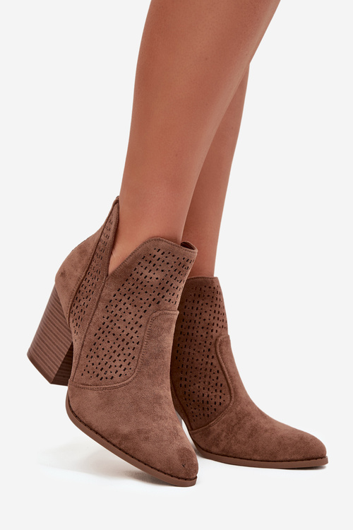 Dámske perforované členkové čižmy na opätku S.Barski HY51-060 hnedé