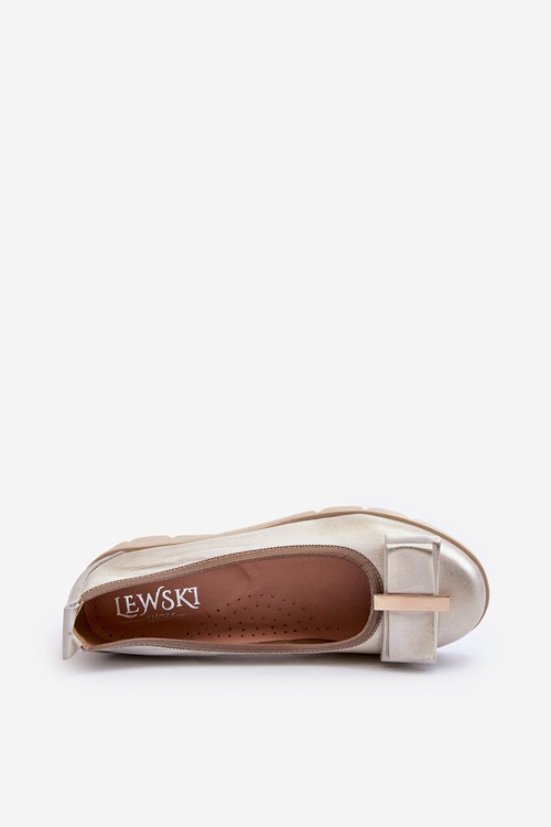 Kozačky ze syntetické kůže na platformě s ozdobou Zlaté Lewski 3384