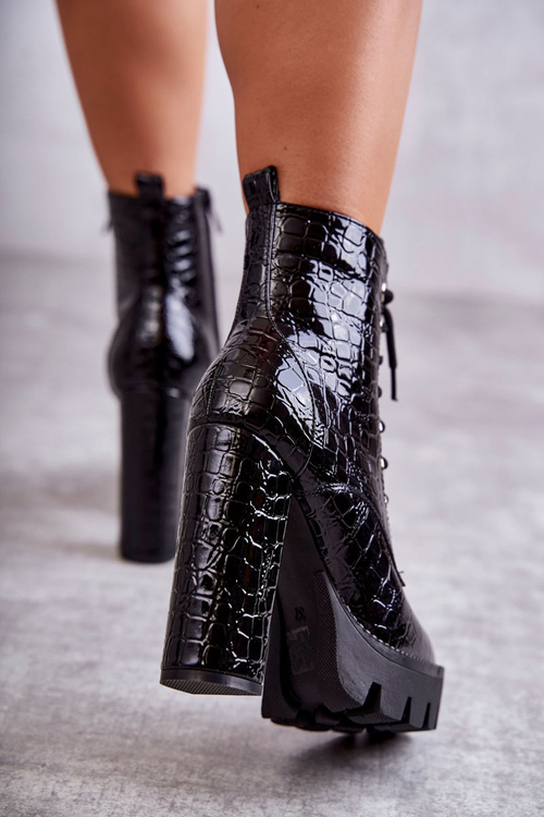 Hadí topánky s vysokým obsahom šialene šialene