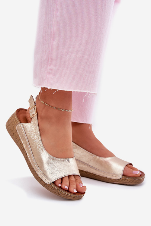 Dámské kožené sandály na klínu Maciejka L7069 Zlaté